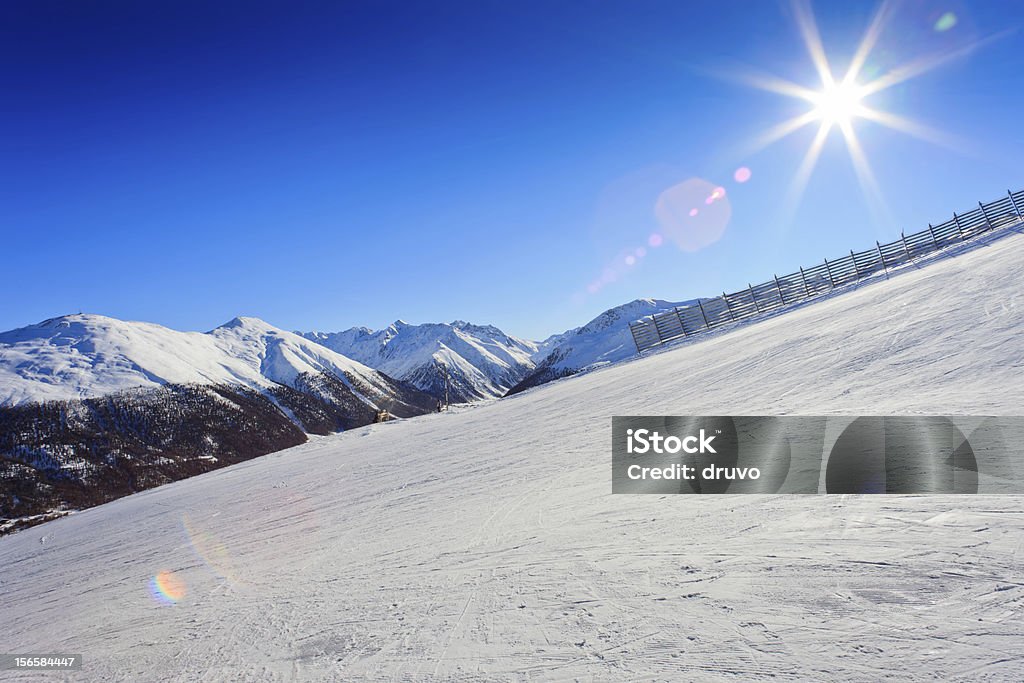 Sun over italiana alpes - Foto de stock de Actividad física libre de derechos