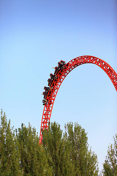 roller russa - rollercoaster amusement park amusement park ride challenge - fotografias e filmes do acervo