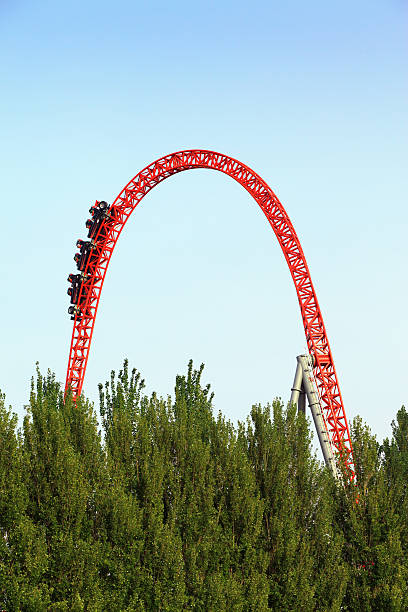 roller russa - rollercoaster amusement park amusement park ride challenge - fotografias e filmes do acervo