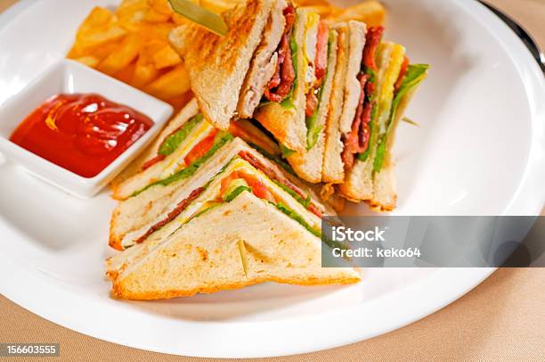 트리플 덱커 클럽 샌드위치 0명에 대한 스톡 사진 및 기타 이미지 - 0명, 감자 요리, 감자 칩