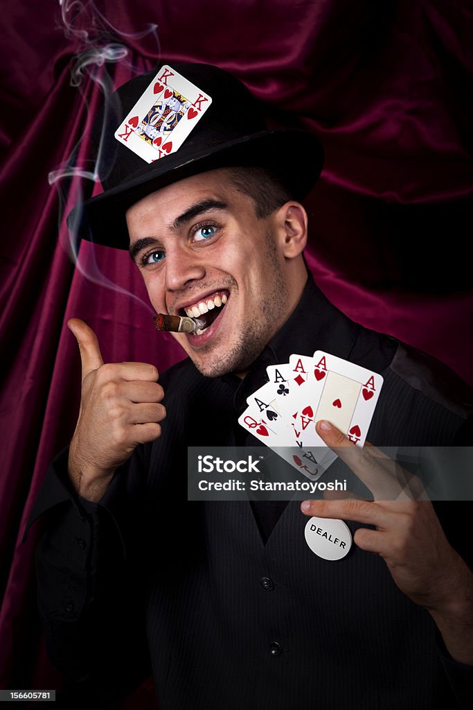 Drôle carte revendeur avec thubs vous - Photo de Casino libre de droits