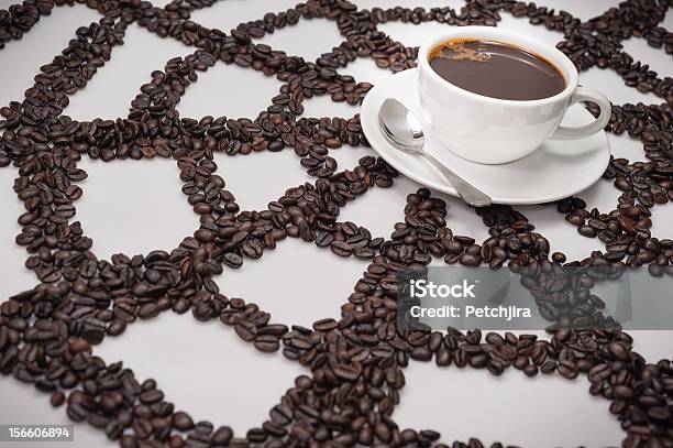 Attrazione Di Caffè - Fotografie stock e altre immagini di Bianco - Bianco, Caffeina, Caffè - Bevanda