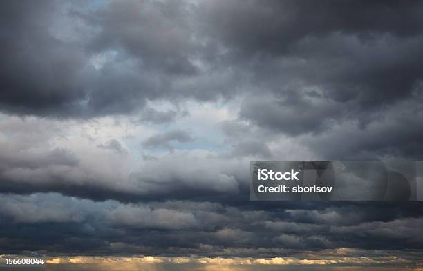 自然の背景 ストーミーの空 - ドラマチックな空模様のストックフォトや画像を多数ご用意 - ドラマチックな空模様, 光, 写真