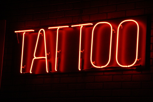 Neons, tattoo