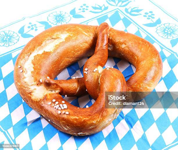 Appetizing Rosquilha Alemã Em Azul E Branco Padrão - Fotografias de stock e mais imagens de Baviera - Baviera, Capitais internacionais, Comida