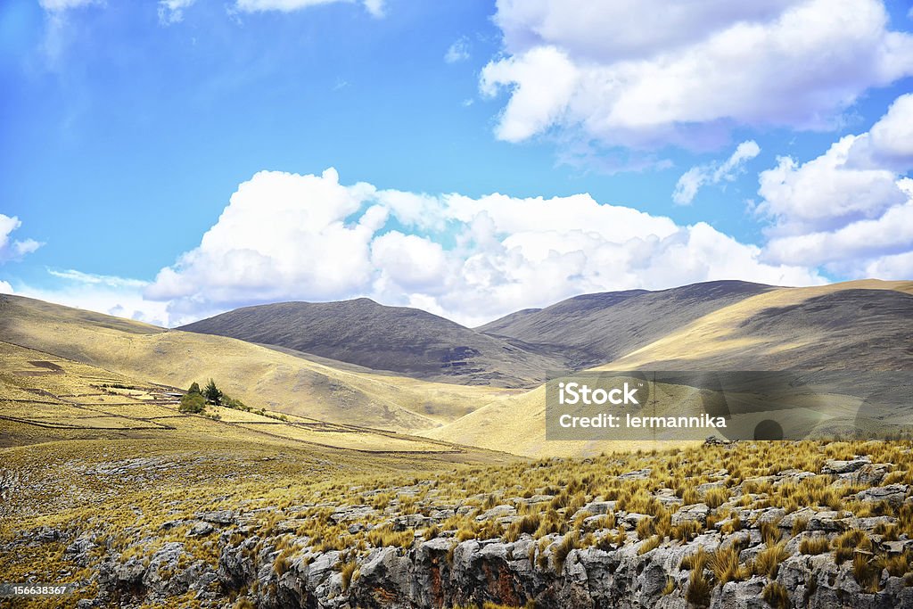 Colline del Perù - Foto stock royalty-free di Blu