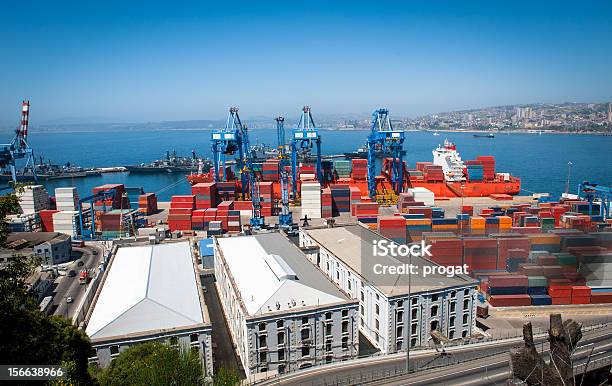Valparaíso Porto Actividade - Fotografias de stock e mais imagens de Ao Ar Livre - Ao Ar Livre, Arquitetura, Atividade
