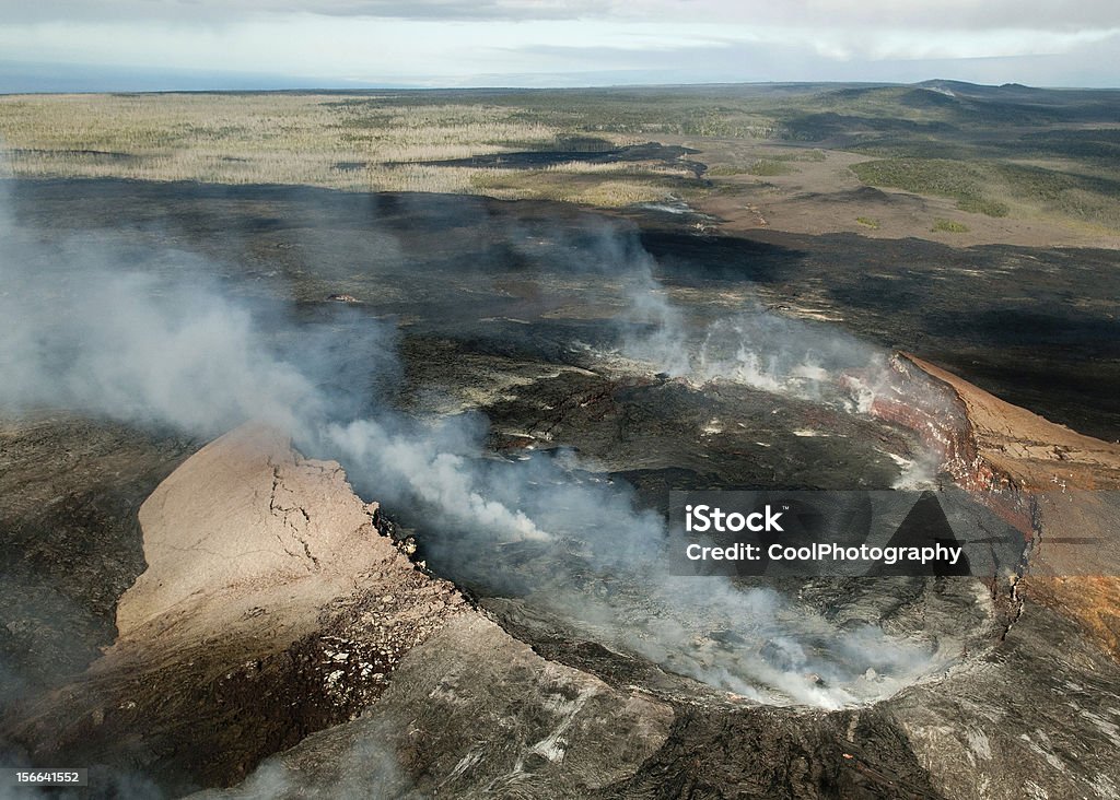 Mauna Kea vulcão no Havaí - Foto de stock de Abrindo royalty-free