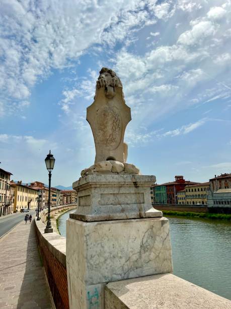 istock Arno River, Pisa, Italy 1566425013