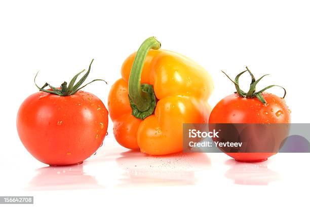 Frisches Gemüse In Nahaufnahme Pfeffer Und Tomatos Stockfoto und mehr Bilder von Abnehmen