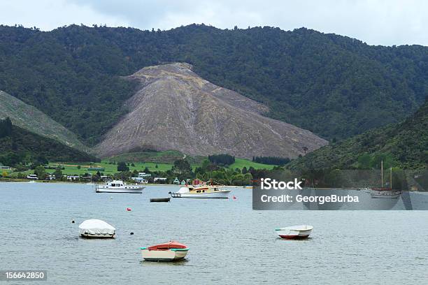 Queen Charlotte Sound - Fotografie stock e altre immagini di Acqua - Acqua, Ambientazione esterna, Ambientazione tranquilla