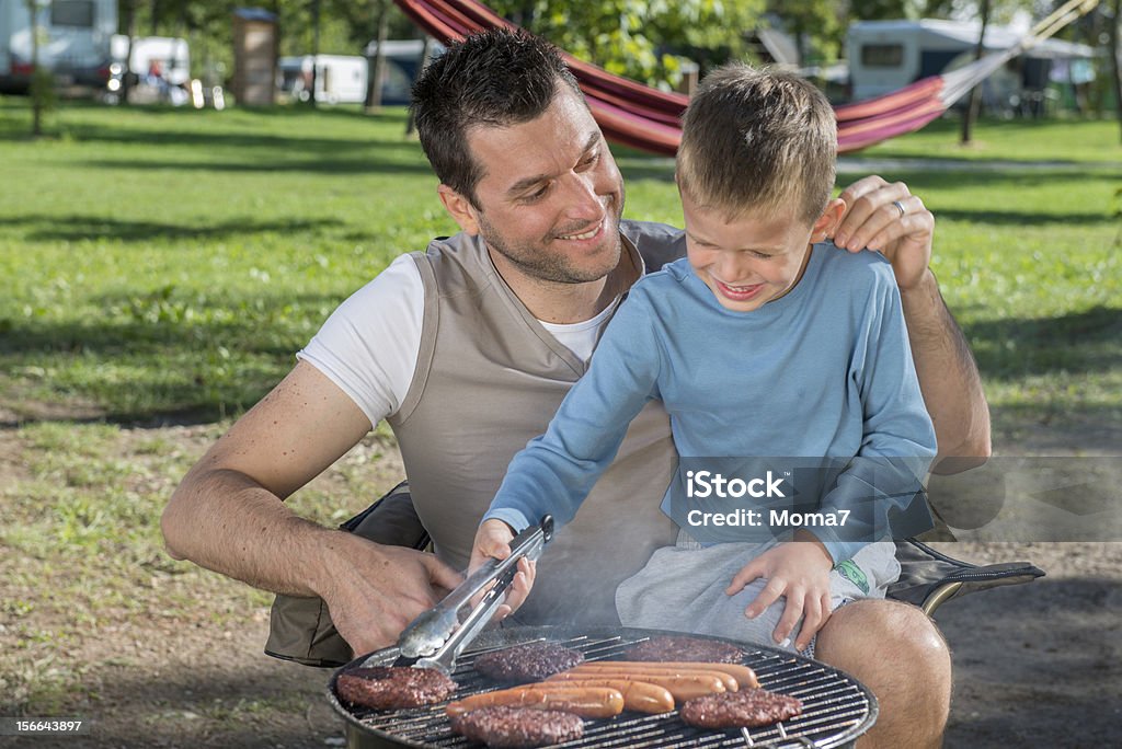 Padre e figlio togther - Foto stock royalty-free di Adulto