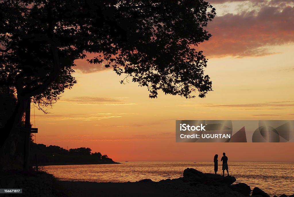 レスボス島の夕日 - 2人のロイヤリティフリーストックフォト