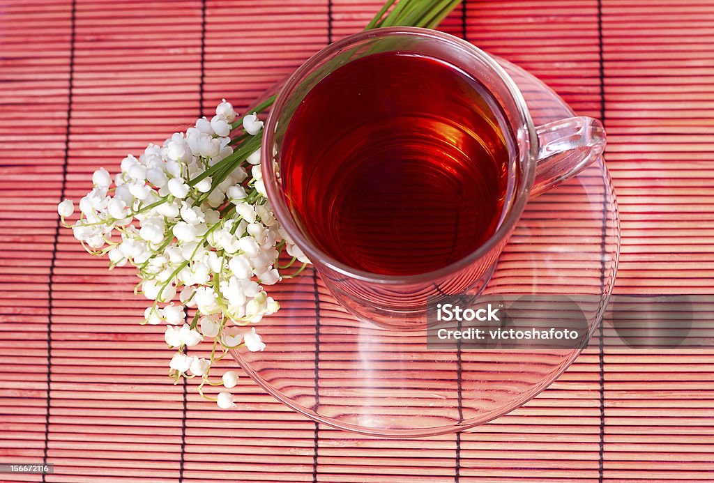 Maiglöckchen und Tee - Lizenzfrei Blatt - Pflanzenbestandteile Stock-Foto