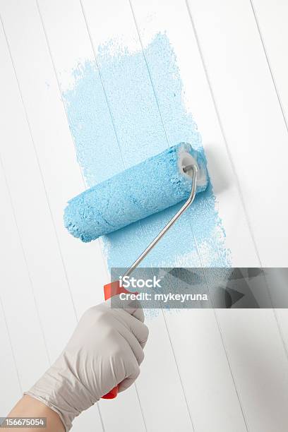 Pintura Foto de stock y más banco de imágenes de Ampliación de casa - Ampliación de casa, Azul, Bricolaje