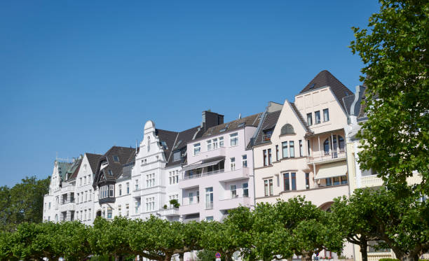 istock Townhouses in Dusseldorf 1566809104