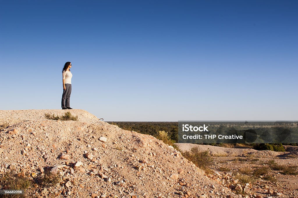 Femme dans un paysage - Photo de Australie libre de droits