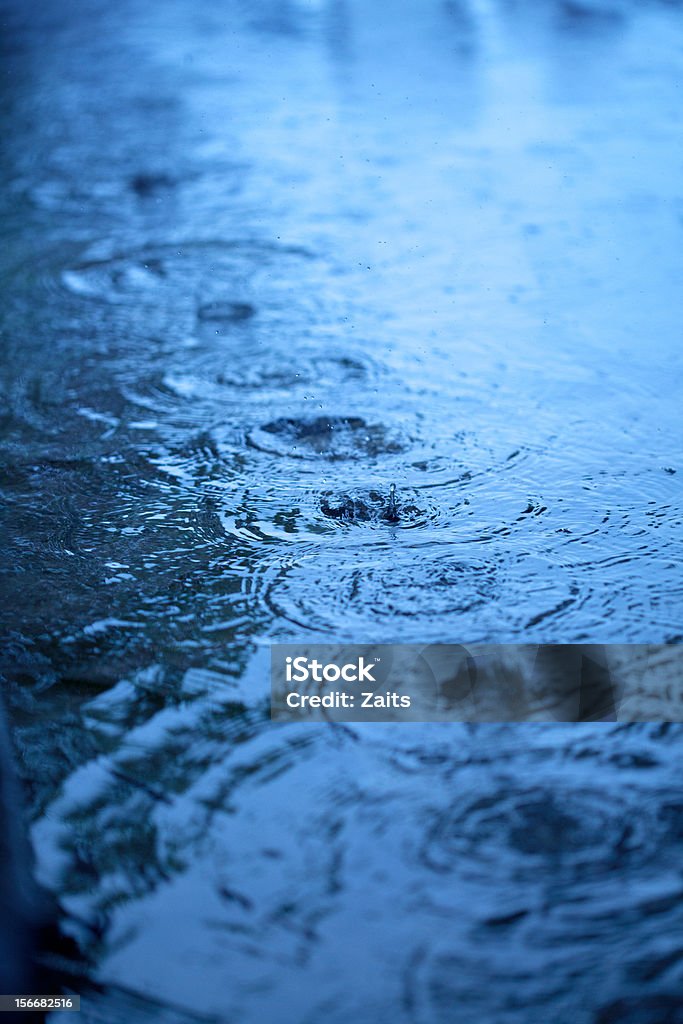 raindrops - Foto de stock de Agua libre de derechos