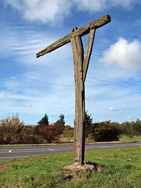 Unlike gallows which were used to execute people, gibbets were used to display the body as a warning to others. Caxton gibbet is on a small knoll on Ermine Street near Caxton in Cambridgeshire. It was first used in the 1670’s. The last recorded use was 1753 when Mr Gatward hung there for over three months, until a high wind blew him down.