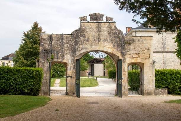 istock Surgeres. The Renaissance Gate. Charente Maritime. New Aquitaine 1566856476