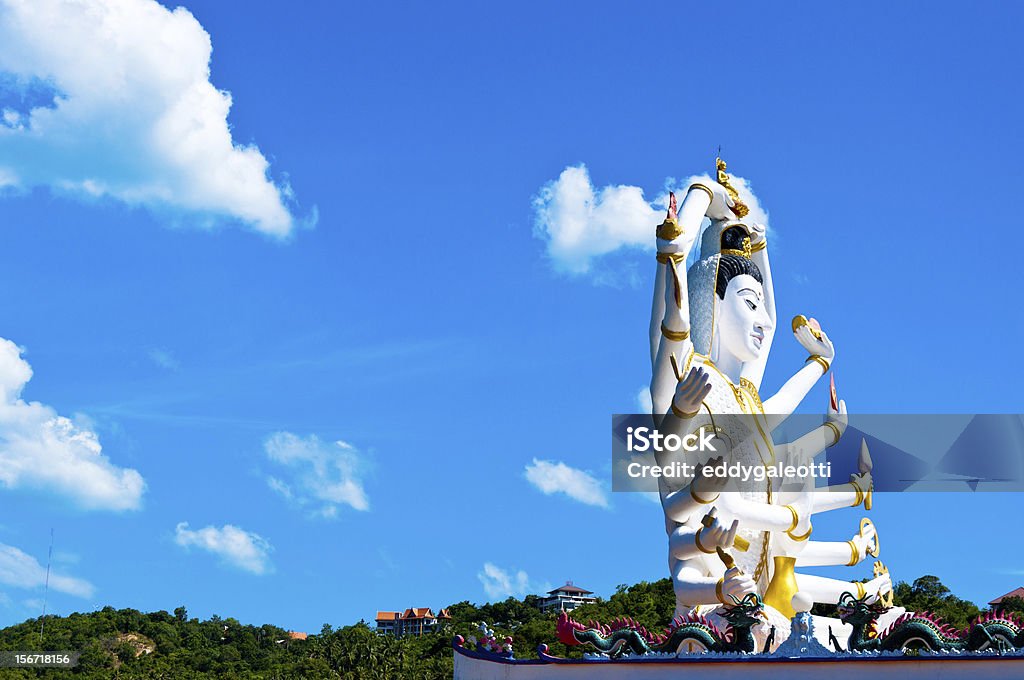 Статуи Шива на остров САМУИ, ТАИЛАНД - Стоковые фото Wat Plai Laem Temple роялти-фри