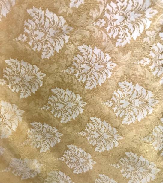istock Damask seamless wallpaper Fabric Gold 1567185713