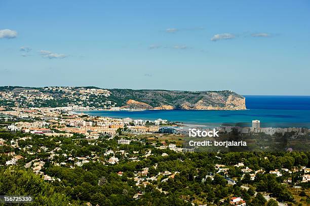 Vista Della Costa Javea - Fotografie stock e altre immagini di Acqua - Acqua, Albero, Alicante - Costa Blanca