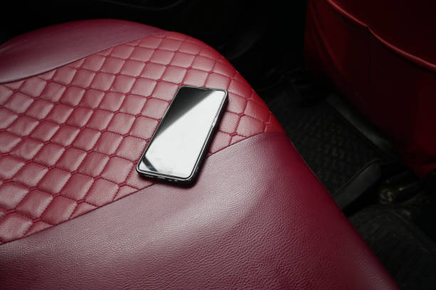 istock forget smartphone on car sit, lost smart phone 1567490668