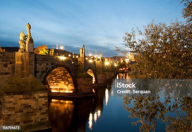 Foto de Praga Charles Bridge e mais fotos de stock de Antigo - Antigo, Arcaico, Beleza