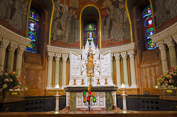 istock Basilica Sainte-Anne de Beaupre 156793877