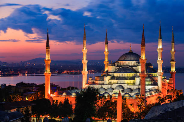 istock Sunrise over The Blue Mosque, Istanbul, Turkey 1568006016