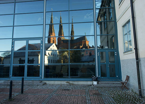 отражение - uppsala cathedral стоковые фото и изображения