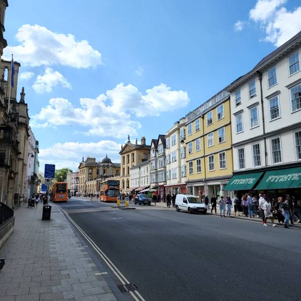istock Oxford Street 1568041675