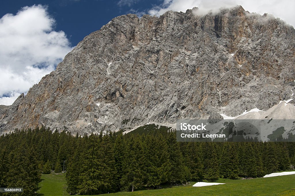 Ehrwalder Alp pod Góra Zugspitze Tyrol, - Zbiór zdjęć royalty-free (Alpy)