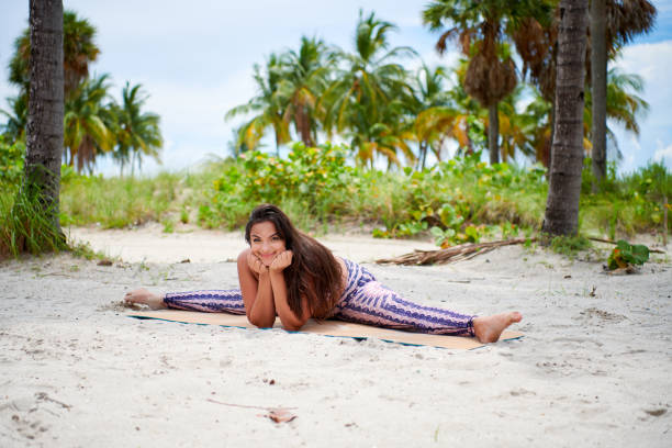 istock Morning yoga stretches 1568287918