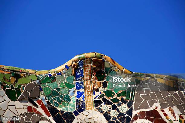 Parco Güell Balaustrata - Fotografie stock e altre immagini di Antoni Gaudí - Antoni Gaudí, Architettura, Art Déco