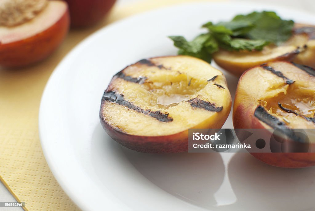 Griglia dessert da bagno peaches - Foto stock royalty-free di A forma di croce