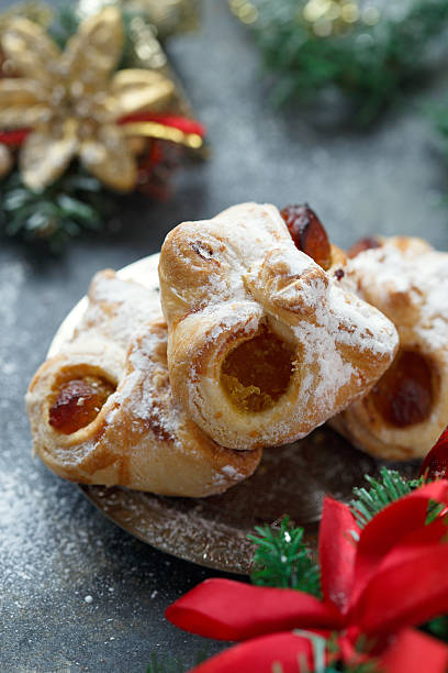 istock Lemon puff pastries for Christmas 156864802