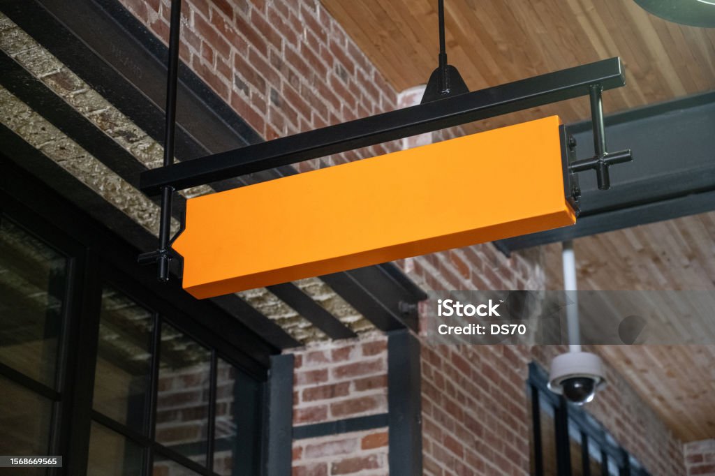Mtl Sign Blank Metal Sign Stock Photo - Download Image Now - Sign, Hanging ...