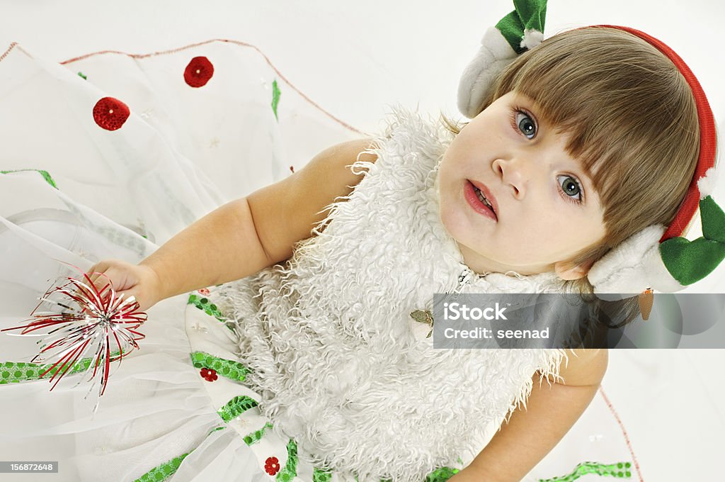 Modello di ragazza in abbigliamento per le feste - Foto stock royalty-free di Abbigliamento