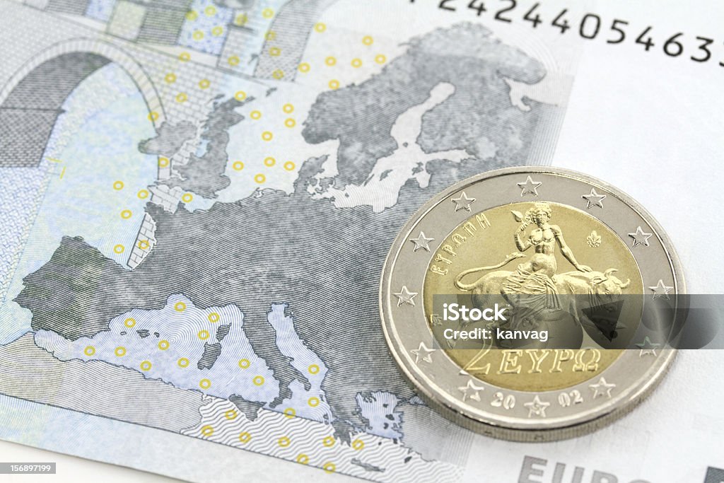 コイン 2 �ユーロです。ヨーロッパとブル - クローズアップのロイヤリティフリーストックフォト