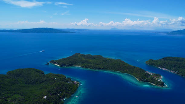 istock Tropical islands in the Pacific Ocean. 1569009863