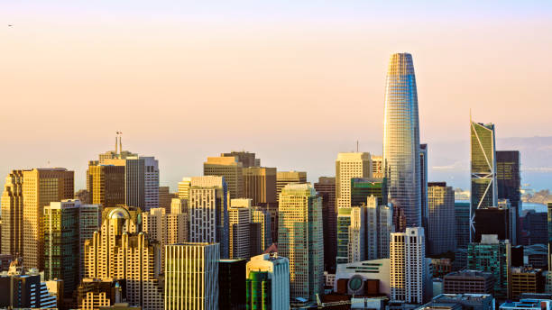 istock View of financial district 1569136609