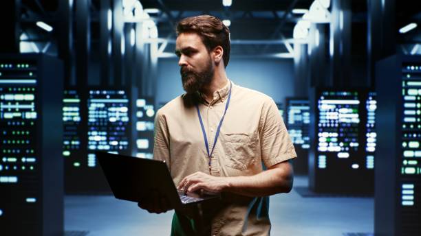 istock Server energy consumption monitoring 1569182376