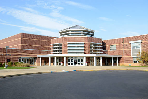 de brandywine alturas high school em topton, pensilvânia - elementary school building imagens e fotografias de stock