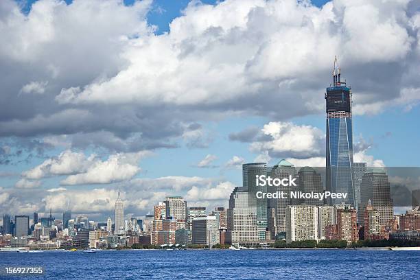 Manhattan Skyline Mit Freiheitturm Stockfoto und mehr Bilder von Amerikanische Kontinente und Regionen - Amerikanische Kontinente und Regionen, Architektur, Außenaufnahme von Gebäuden