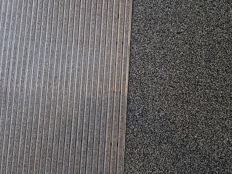 mat with felt filling and cassette brushes, gray aluminium. profiles embedded below the pavement level. replaceable felt brushes clean the shoes and soak up the water. the risk of slipping is reduced, brush, door mat, clever