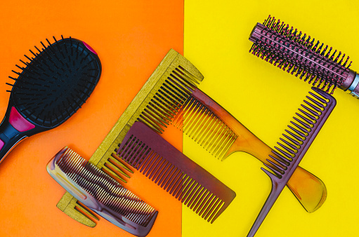 Comb my hair has many different sizes. For men and women with long hair.