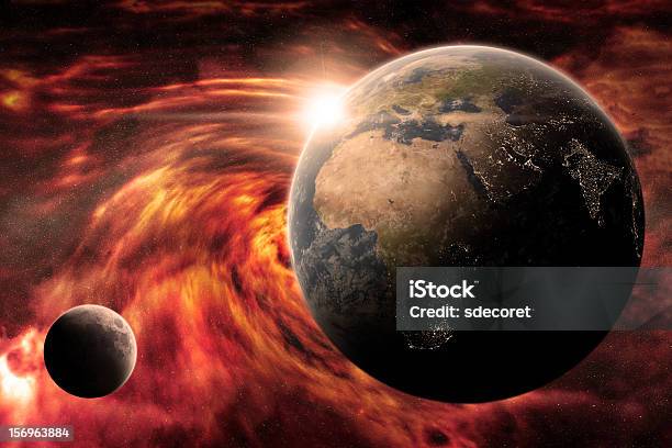 Planet Earth Armageddon — стоковые фотографии и другие картинки Астероид - Астероид, Без людей, Горизонтальный