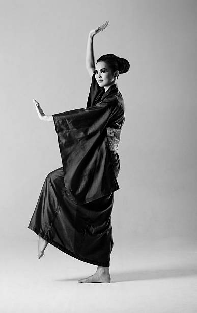 istock Young japanese woman 156979157